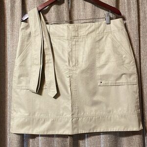 🍁 $15 Banana Republic Tan Classic Style Skirt Size 14 BRAND NEW